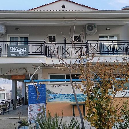 Waves Studios Chrisi Ammoudia Exterior foto
