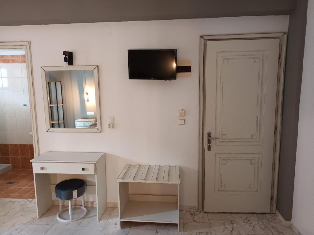 Waves Studios Chrisi Ammoudia Exterior foto